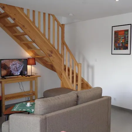 Maison Cosy Avec Jardin Dans Les Monts Du Lyonnais - Fr-1-496-174