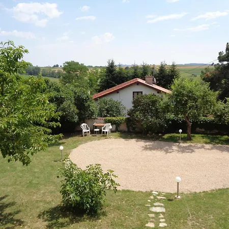 Dans Les Monts Du Lyonnais Avec Jardin, Terrasse Et Confort Moderne - Fr-1-496-174 Holiday home